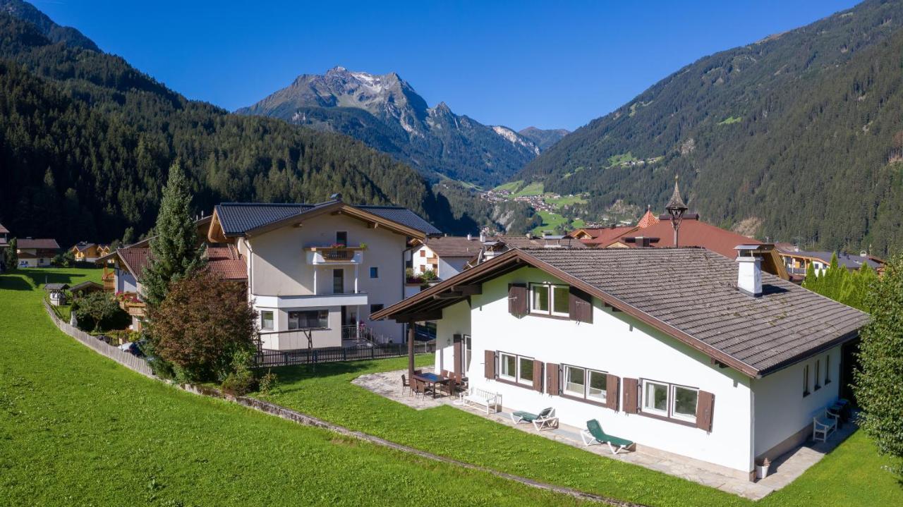 Ahorn Chalet Майерхофен Екстериор снимка